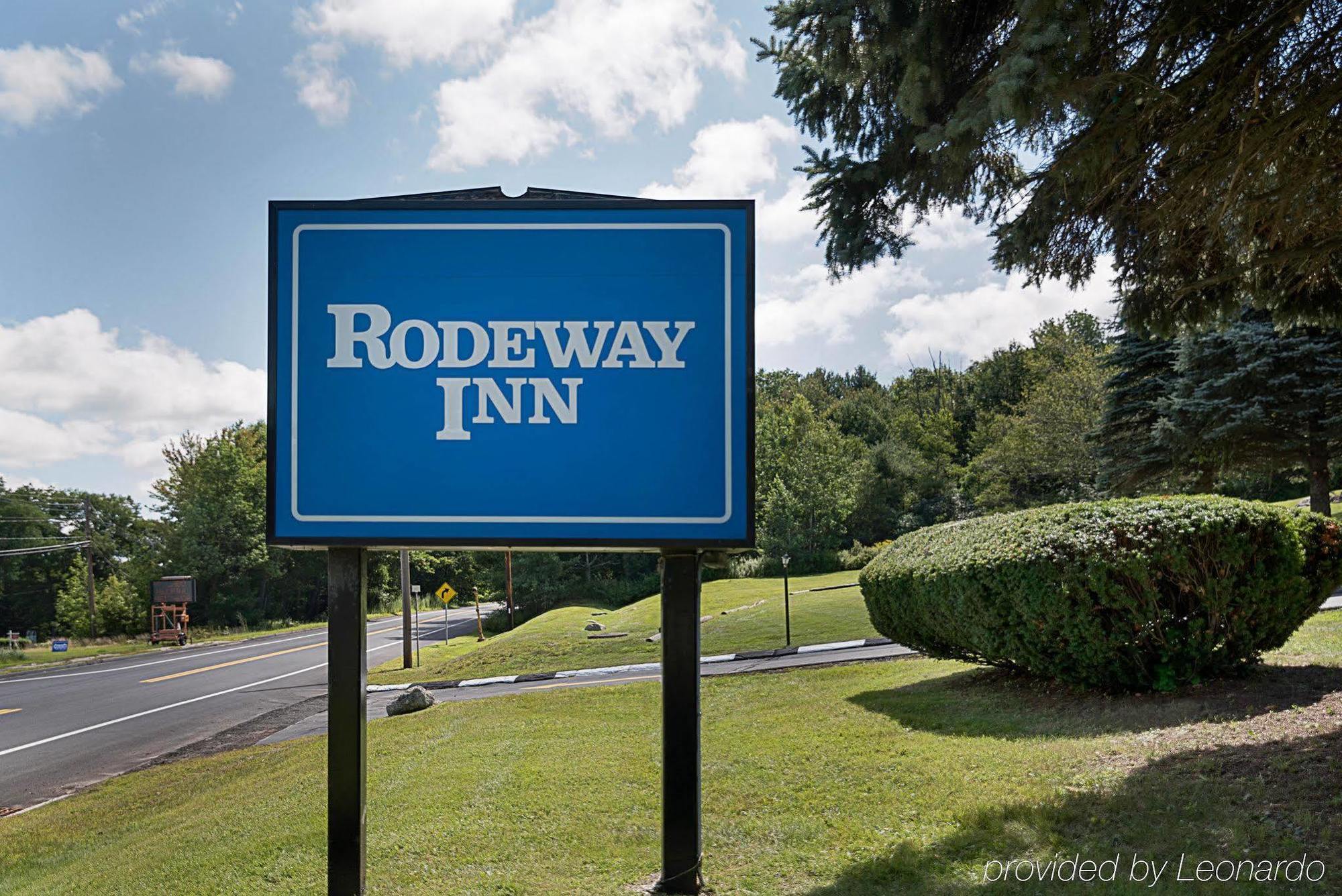 Rodeway Inn Westminster Экстерьер фото