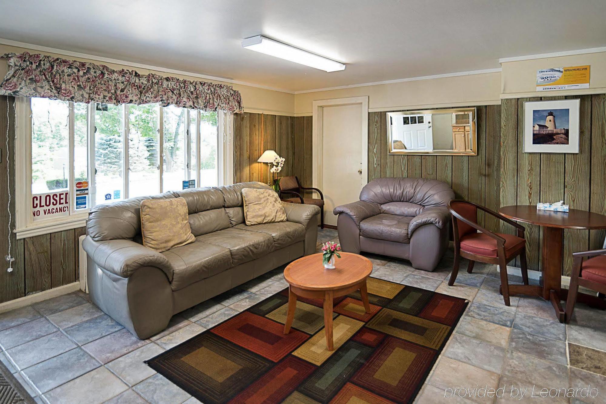 Rodeway Inn Westminster Экстерьер фото